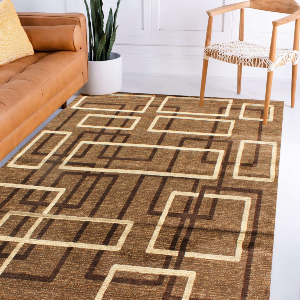 CH-42 Brown & Beige Chester Hand Carved