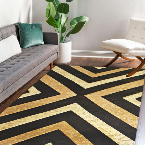 CH-32 Brown & Beige Chester Hand Carved